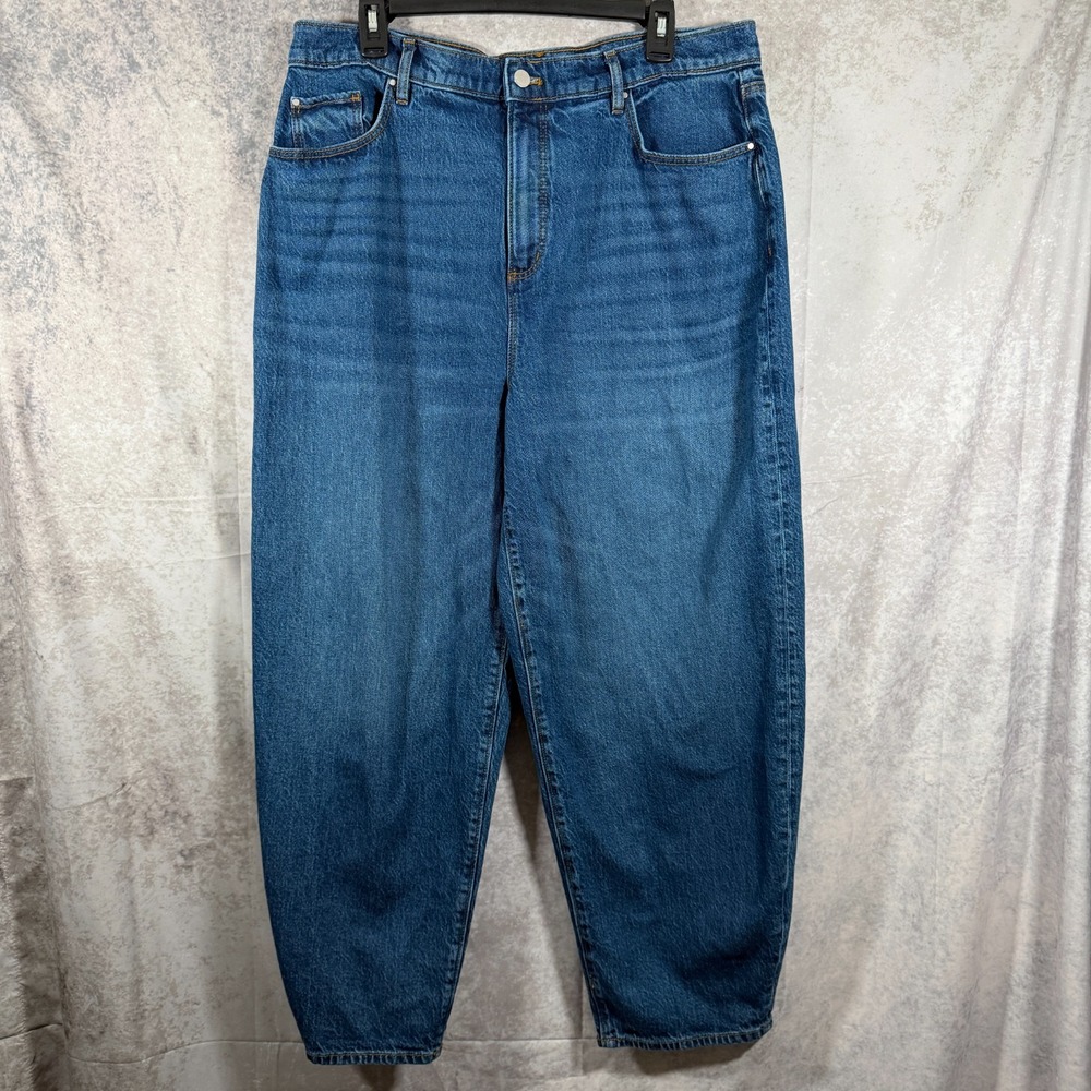 Ann Taylor High Rise Barrel Jeans, Size 14.
